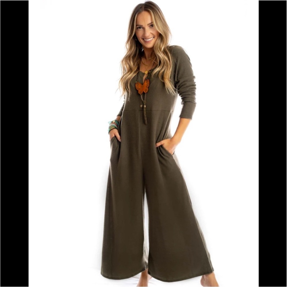 NWOT simply comfort jumpsuit